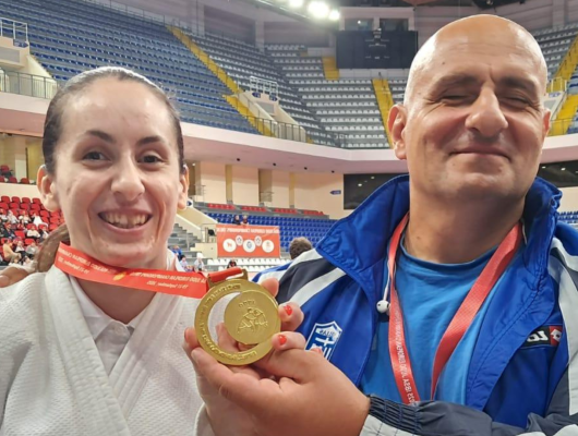 Dora Paschalidou câștigă medalia de aur